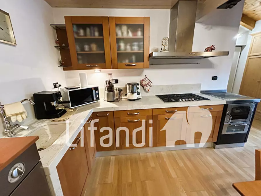 Immagine 5 di Appartamento in vendita  in via Giuseppe Garibaldi a Mezzolombardo