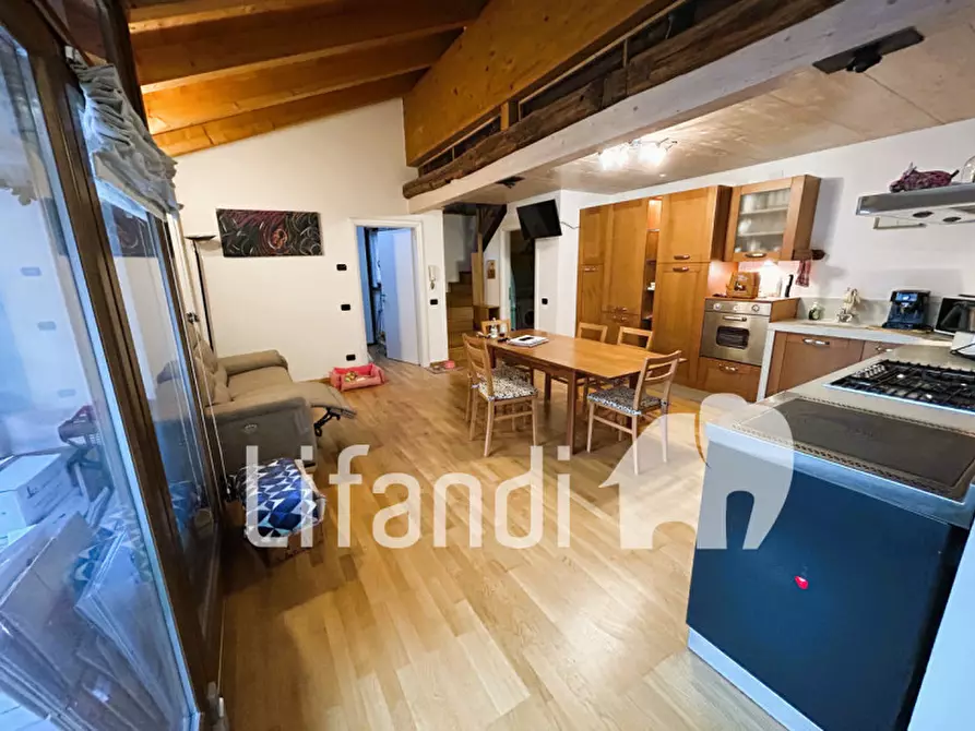 Immagine 13 di Appartamento in vendita  in via Giuseppe Garibaldi a Mezzolombardo