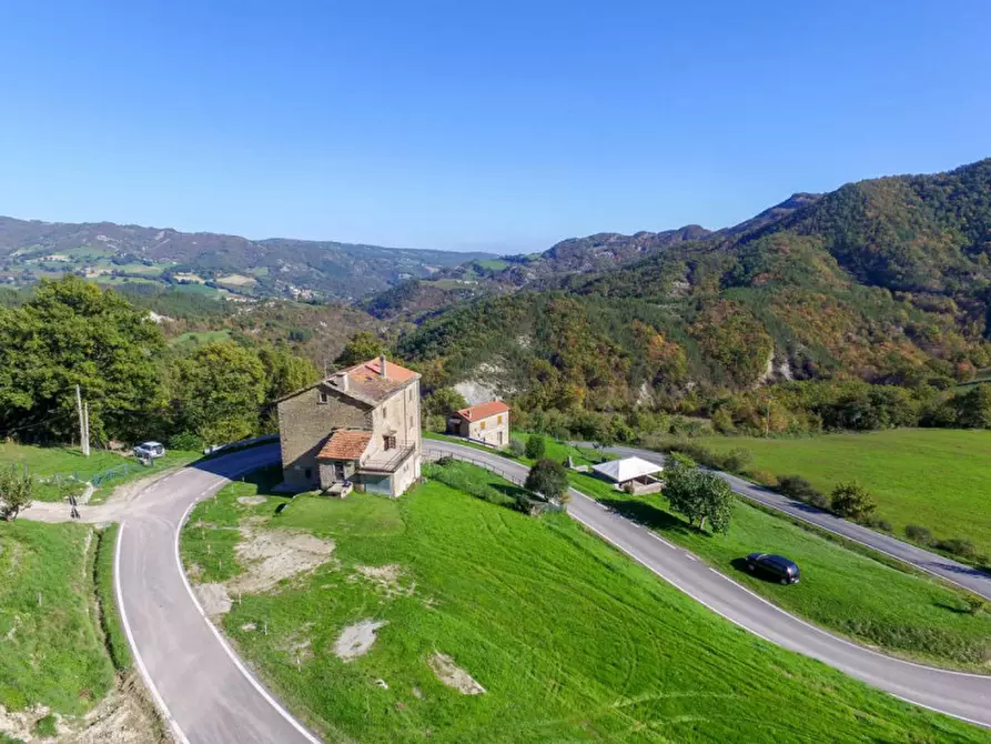 Immagine 25 di Rustico / casale in vendita  in Valenzano a Sestino