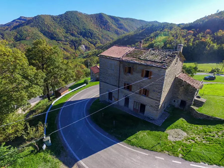 Immagine 27 di Rustico / casale in vendita  in Valenzano a Sestino