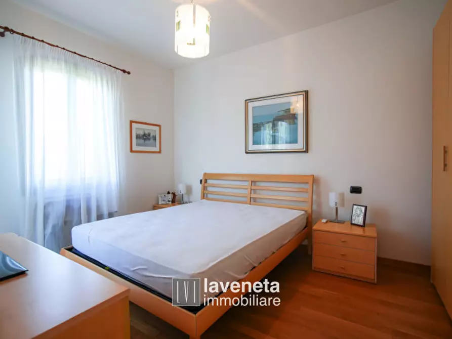 Immagine 14 di Casa trifamiliare in vendita  a Caorle