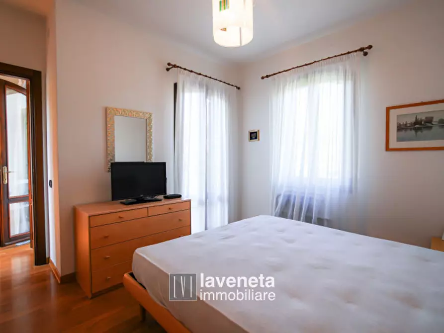 Immagine 16 di Casa trifamiliare in vendita  a Caorle