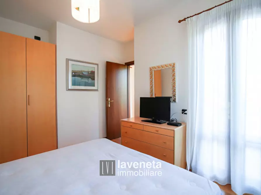 Immagine 17 di Casa trifamiliare in vendita  a Caorle