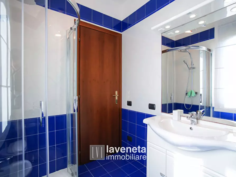 Immagine 21 di Casa trifamiliare in vendita  a Caorle