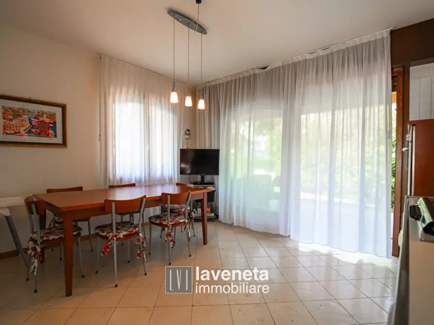 Immagine 38 di Casa trifamiliare in vendita  a Caorle