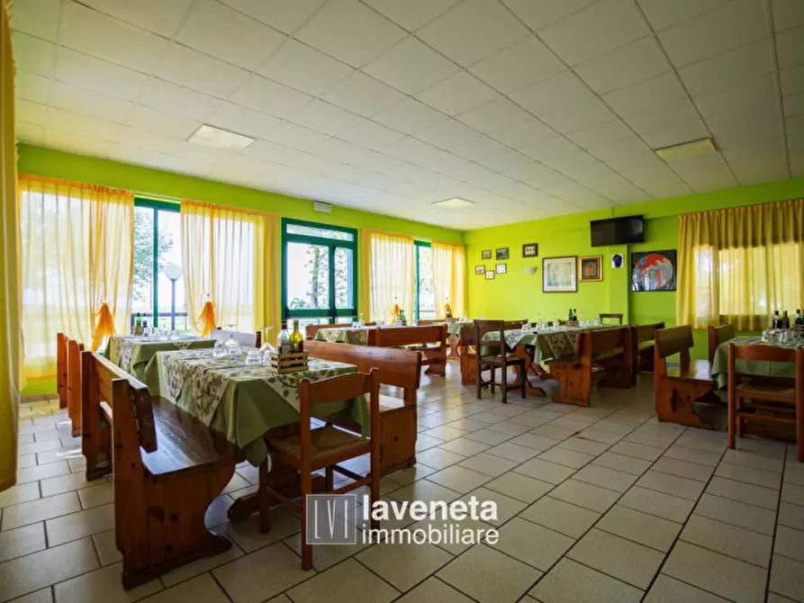 Immagine 7 di Attività commerciale in vendita  a Santo Stino Di Livenza