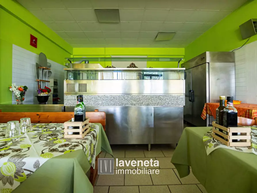 Immagine 10 di Attività commerciale in vendita  a Santo Stino Di Livenza