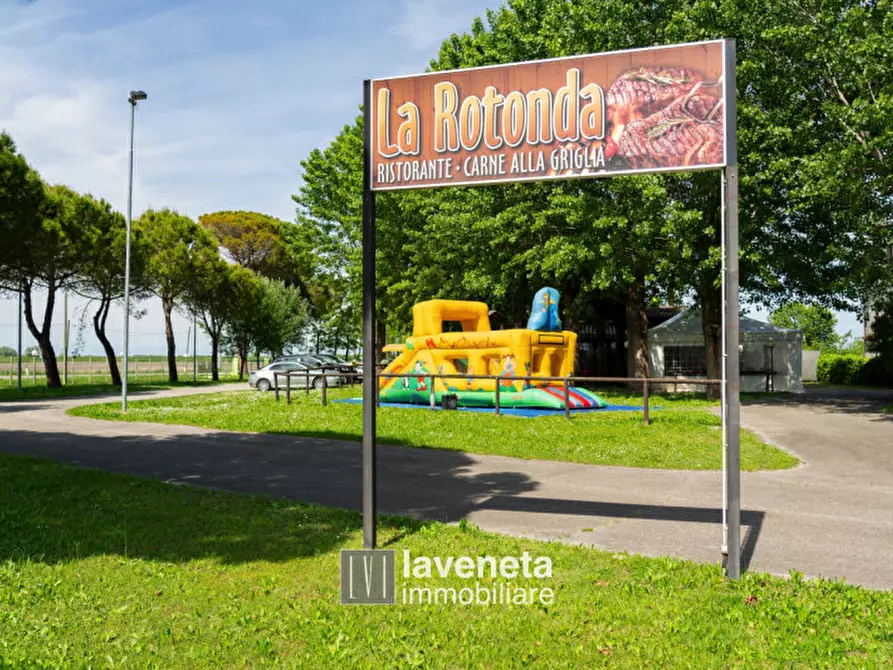 Immagine 19 di Attività commerciale in vendita  a Santo Stino Di Livenza