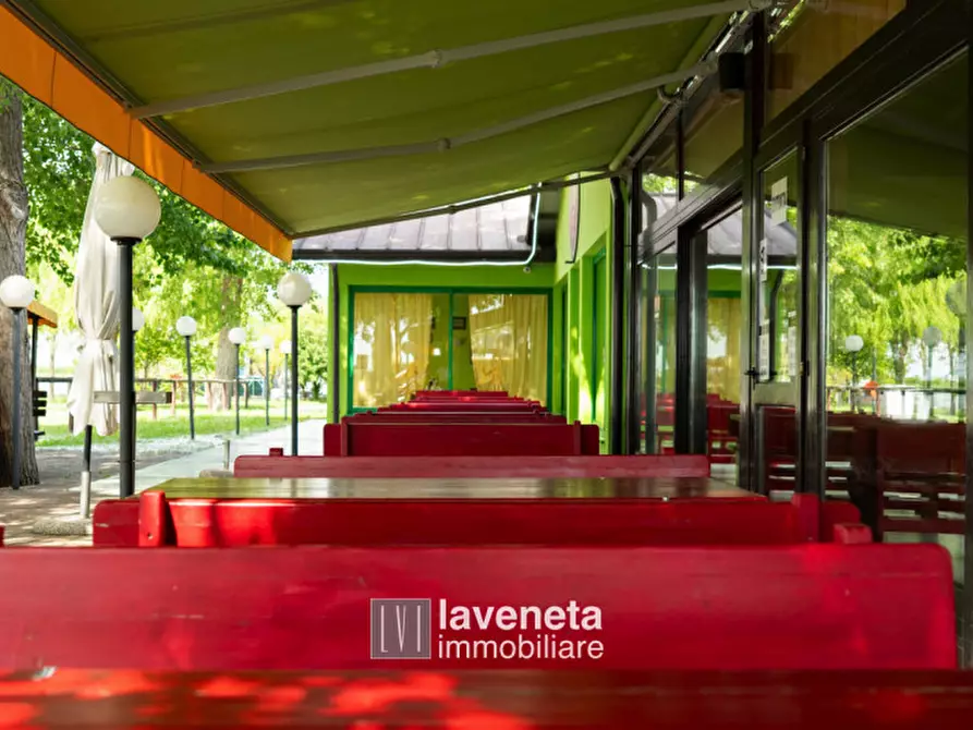 Immagine 22 di Attività commerciale in vendita  a Santo Stino Di Livenza