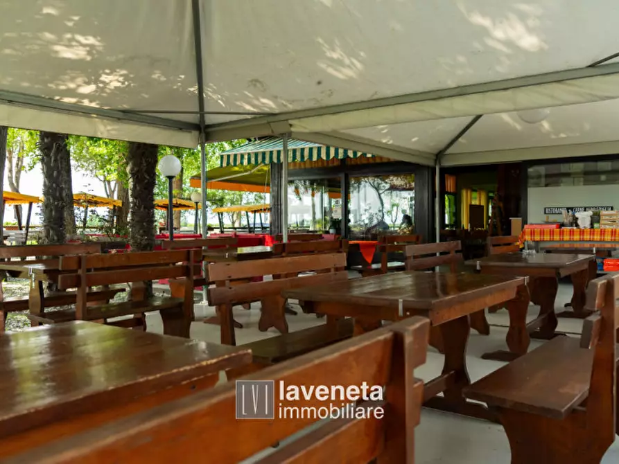 Immagine 28 di Attività commerciale in vendita  a Santo Stino Di Livenza