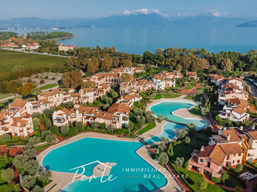 Immagine 5 di Appartamento in vendita  in località sermana 1 a Peschiera Del Garda