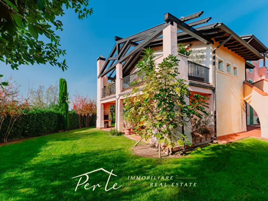 Immagine 17 di Appartamento in vendita  in località sermana 1 a Peschiera Del Garda