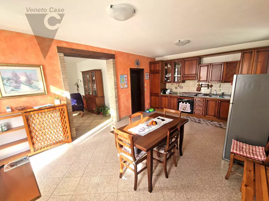 Immagine 2 di Casa indipendente in vendita  in VIA ANDALUSIA a Padova
