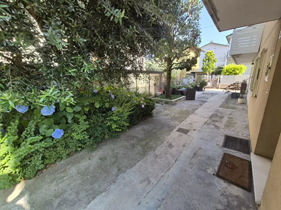 Immagine 25 di Casa bifamiliare in vendita  in via bagnolini a Cesena