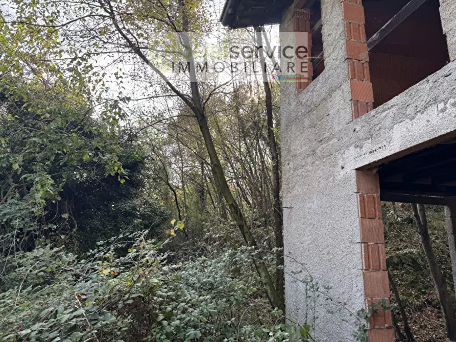 Immagine 25 di Rustico / casale in vendita  in via antica fonte a Nuvolento