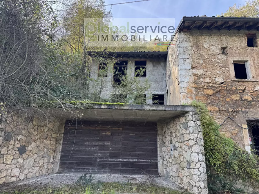 Immagine 26 di Rustico / casale in vendita  in via antica fonte a Nuvolento