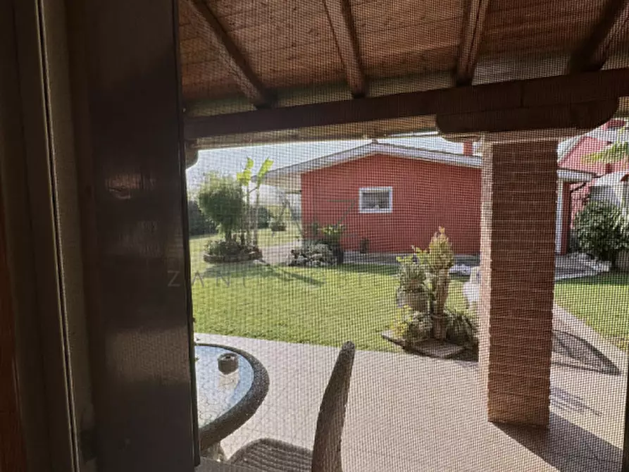 Immagine 45 di Casa bifamiliare in vendita  in Via Castellana a Castelfranco Veneto