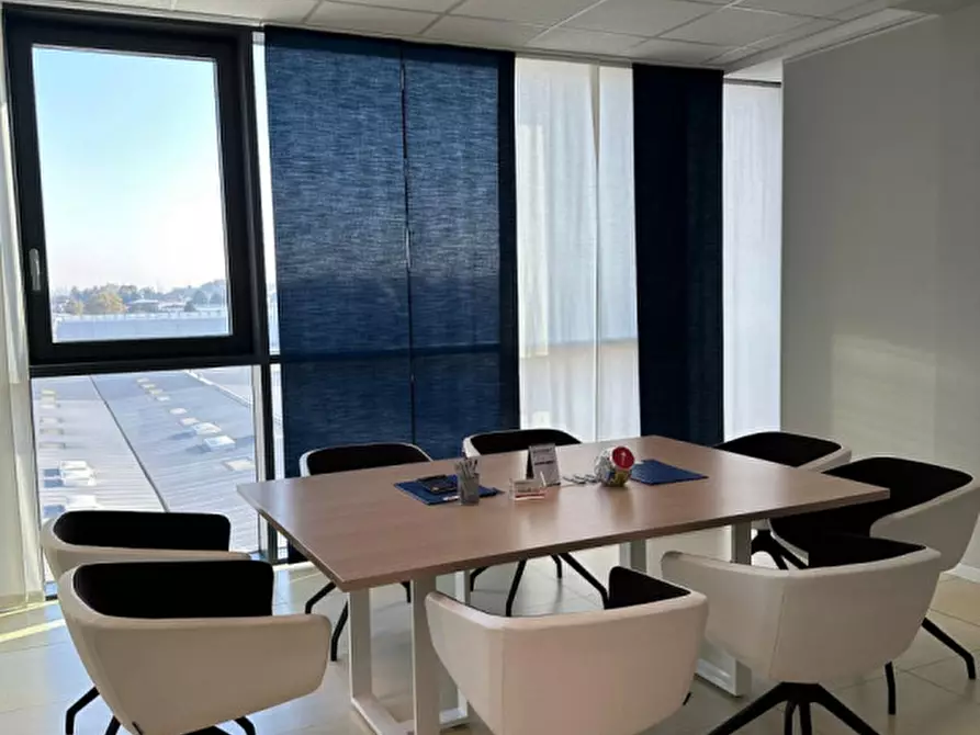 Immagine 18 di Ufficio in affitto  in Via Resistenza 121 a Buccinasco