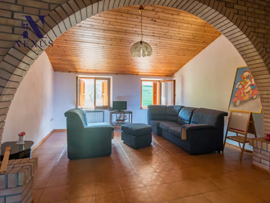 Immagine 39 di Casa indipendente in vendita  a Mombaroccio