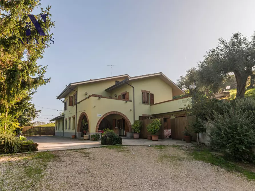 Immagine 43 di Casa indipendente in vendita  a Mombaroccio