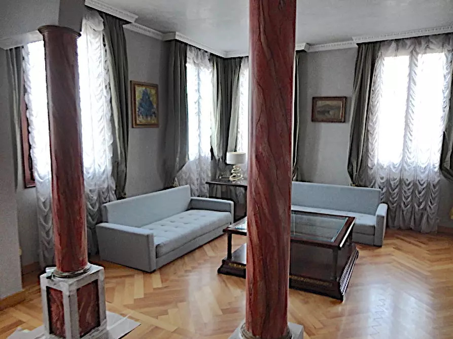 Immagine 8 di Camera in affitto  in Via Pizzolo a Padova