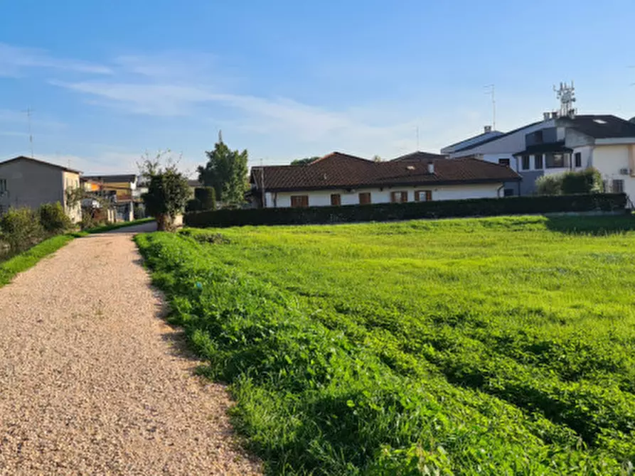 Immagine 1 di Terreno in vendita  in Via Mulino a Bovolone