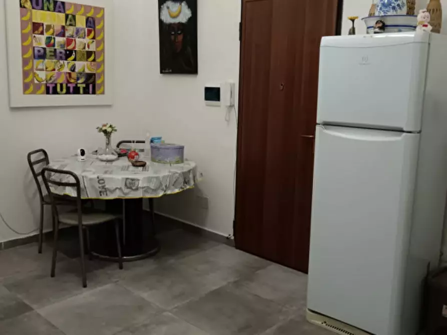 Immagine 30 di Appartamento in affitto  in Via Duomo 85 a Napoli