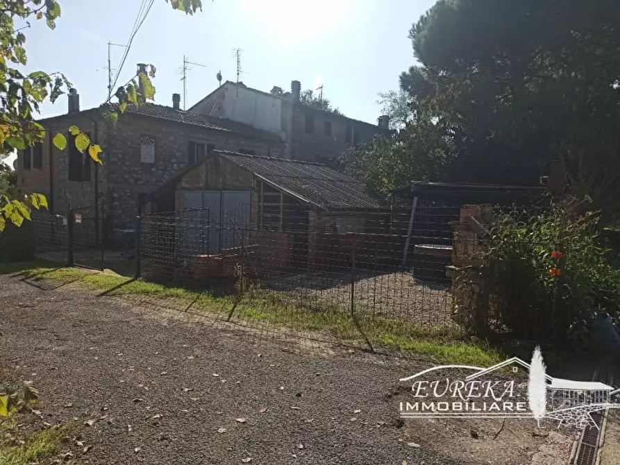 Immagine 30 di Villetta a schiera in vendita  in via roma 152 a Castiglione Del Lago