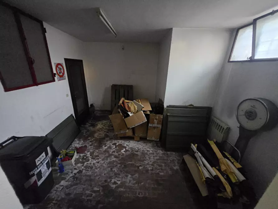 Immagine 7 di Negozio in vendita  in via venezia, 29 a Stra