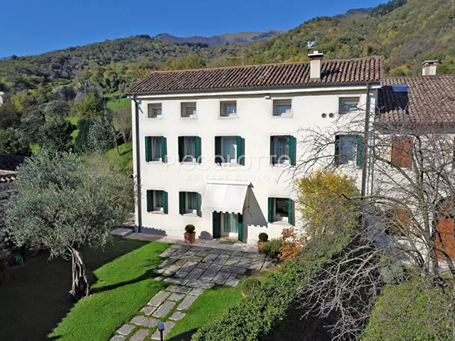 Immagine 4 di Villa in vendita  in via Obledo a Cavaso Del Tomba