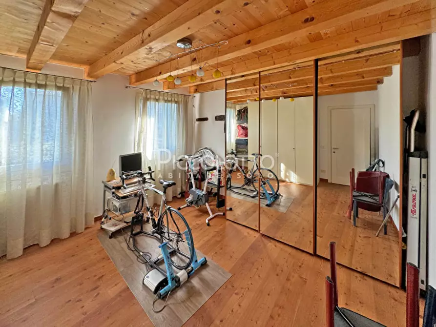 Immagine 22 di Villa in vendita  in via Obledo a Cavaso Del Tomba