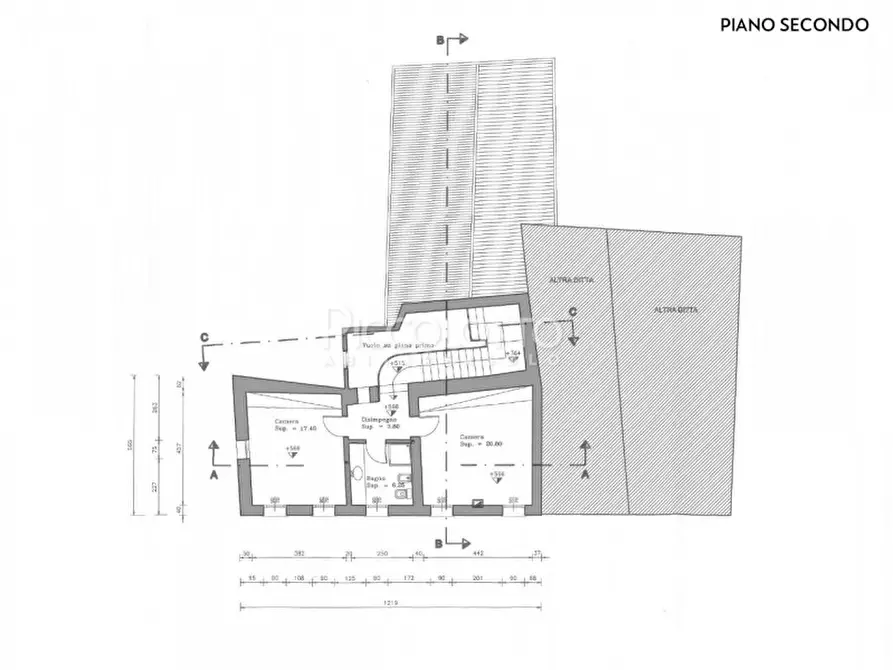 Immagine 39 di Villa in vendita  in via Obledo a Cavaso Del Tomba