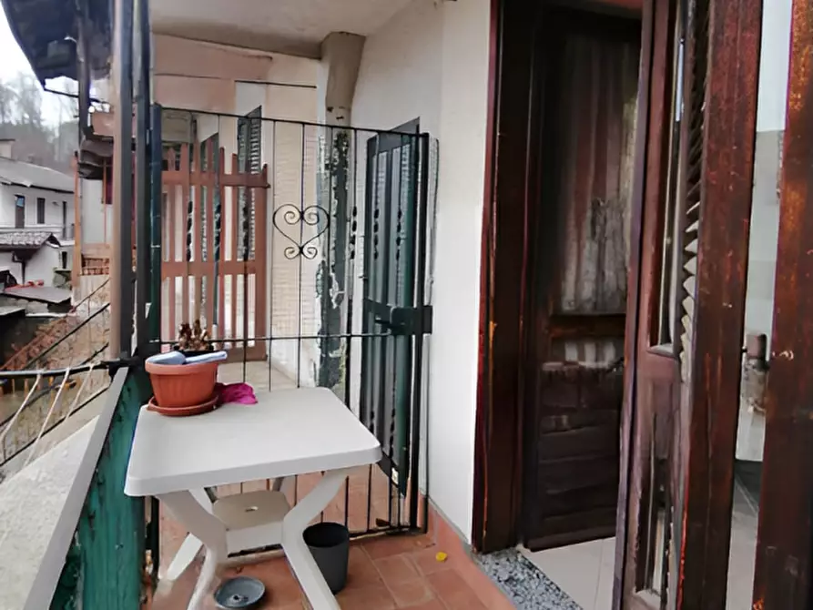 Immagine 5 di Appartamento in vendita  in Via Mornerona, 34 a Invorio