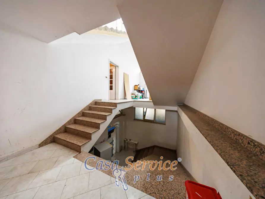 Immagine 17 di Laboratorio in vendita  in Via Martiri d'Ungheria a Ugento