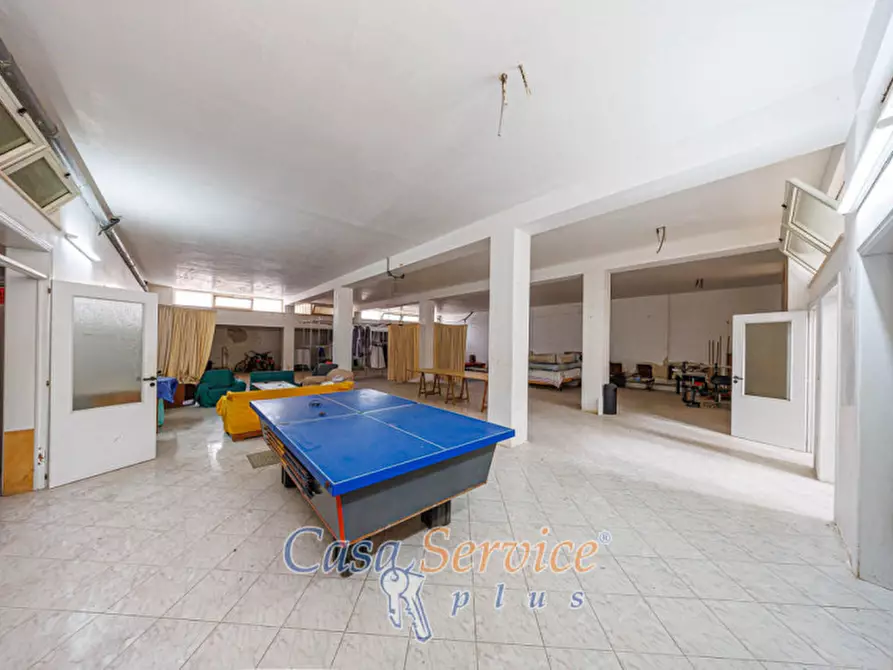 Immagine 20 di Laboratorio in vendita  in Via Martiri d'Ungheria a Ugento