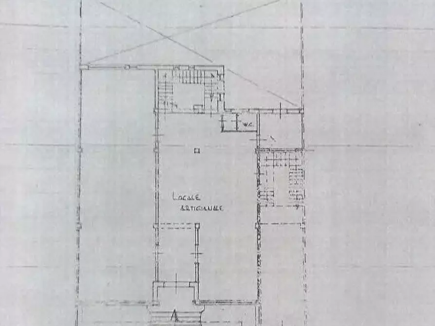 Immagine 45 di Laboratorio in vendita  in Via Martiri d'Ungheria a Ugento