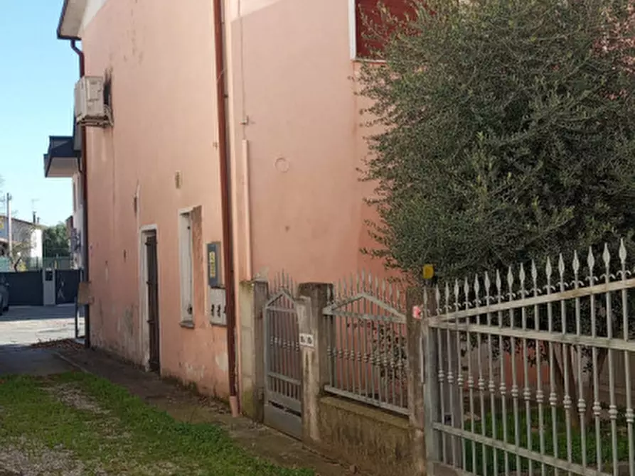 Immagine 15 di Casa indipendente in vendita  a Resana