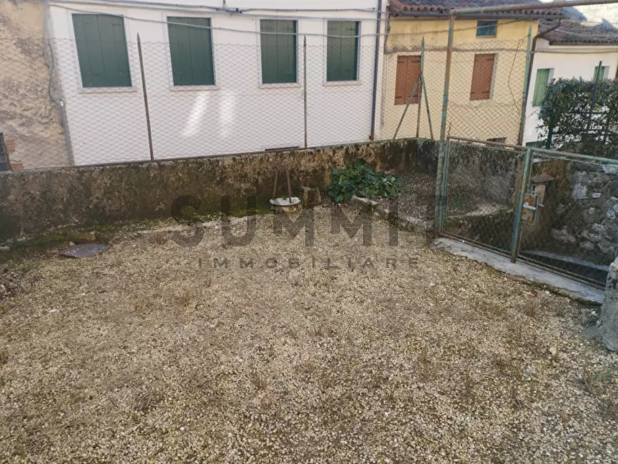 Immagine 13 di Rustico / casale in vendita  a Schio
