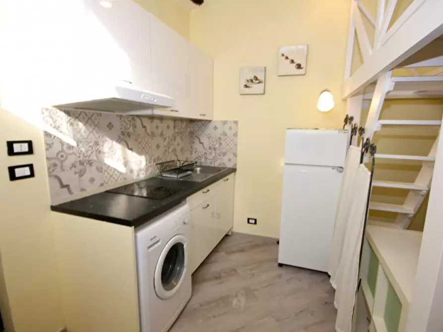 Immagine 10 di Monolocale in affitto  in via Macelli di Soziglia a Genova