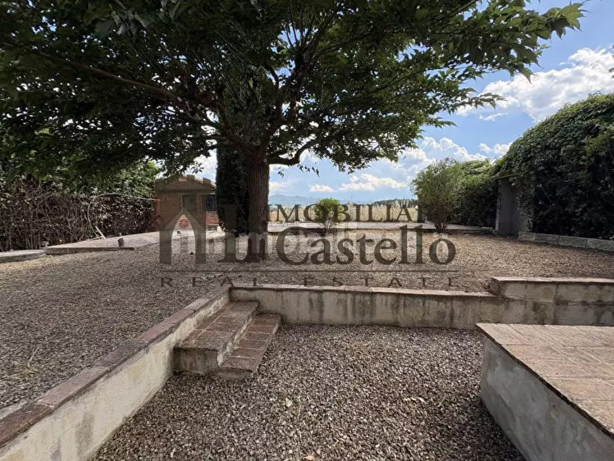 Immagine 16 di Villetta a schiera in vendita  in Località Pineta a Castiglione Del Lago