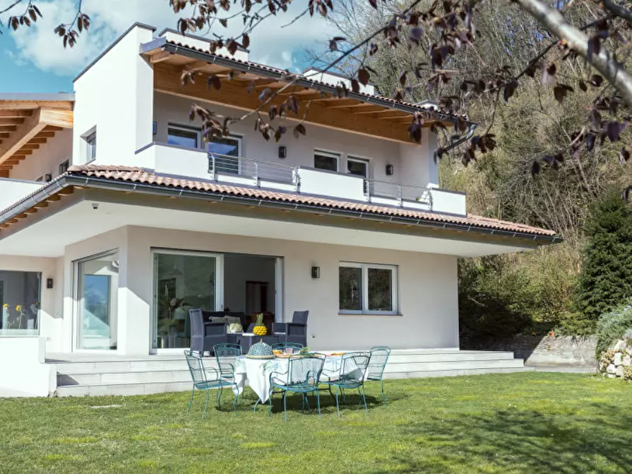 Immagine 3 di Villa in vendita  in via torricelle a Trento