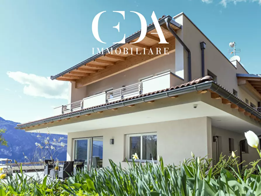 Immagine 2 di Villa in vendita  in via torricelle a Trento