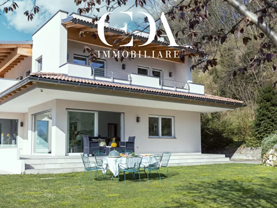 Immagine 3 di Villa in vendita  in via torricelle a Trento