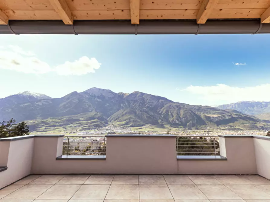 Immagine 10 di Villa in vendita  in via torricelle a Trento