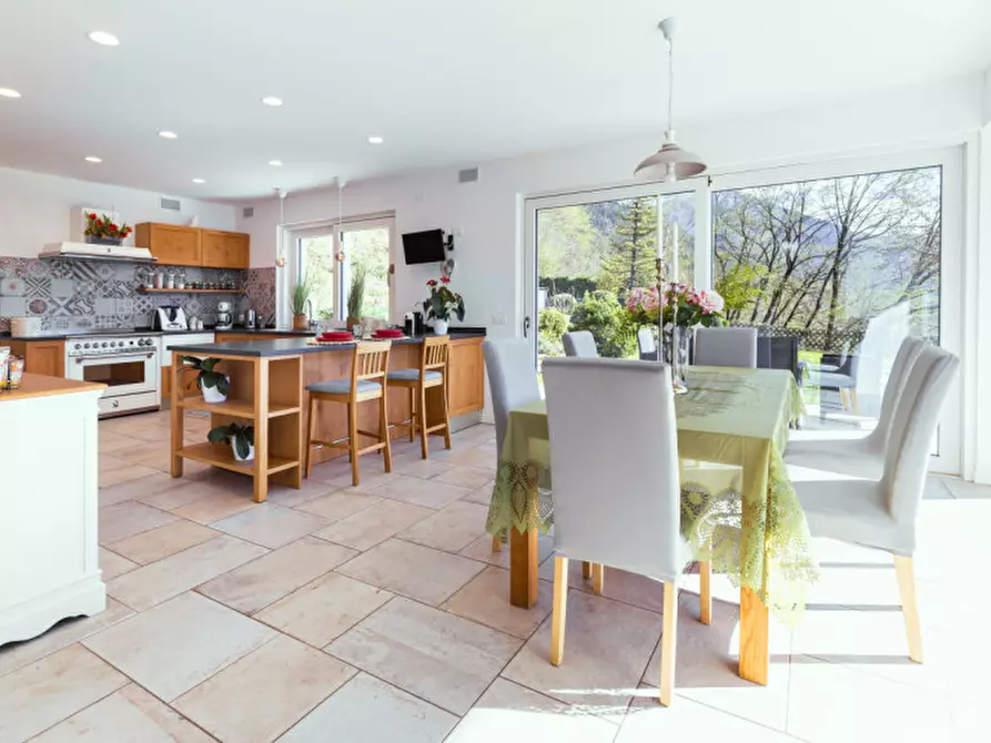 Immagine 16 di Villa in vendita  in via torricelle a Trento