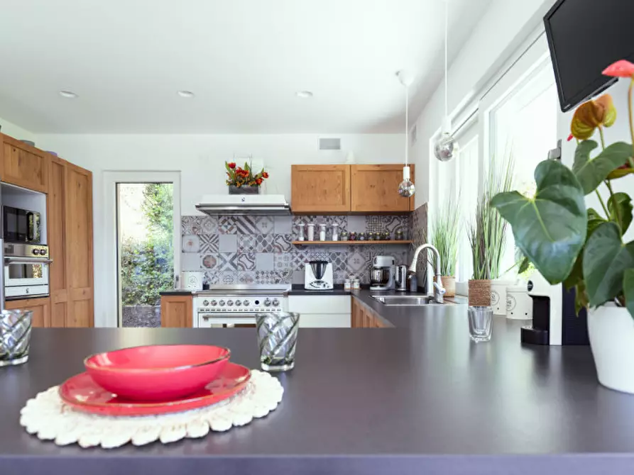 Immagine 19 di Villa in vendita  in via torricelle a Trento