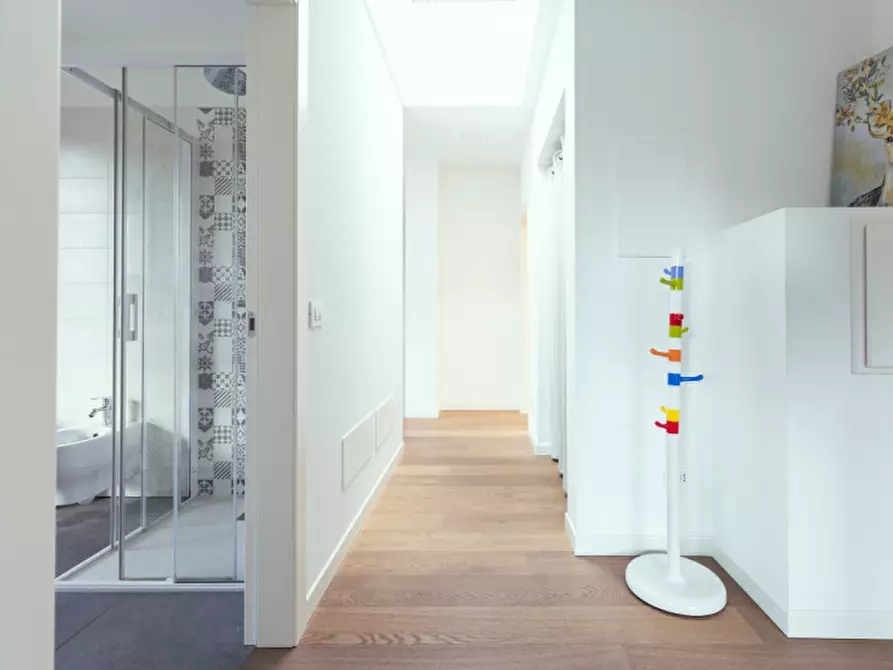 Immagine 34 di Villa in vendita  in via torricelle a Trento