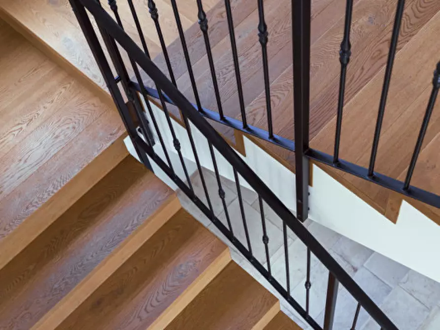 Immagine 45 di Villa in vendita  in via torricelle a Trento