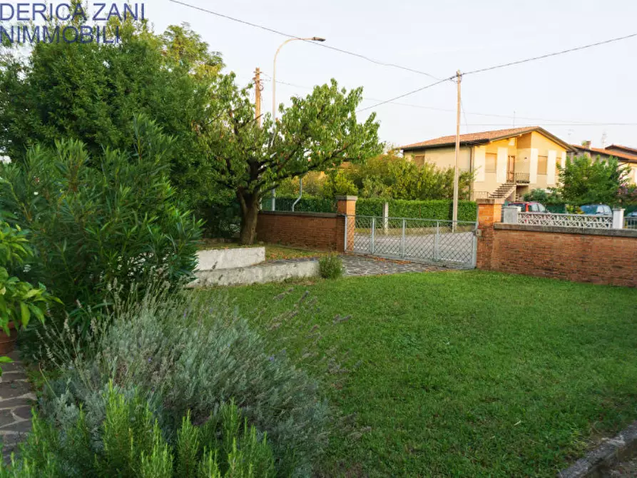 Immagine 5 di Casa indipendente in vendita  in via cristoforo colombo a Castelfranco Veneto