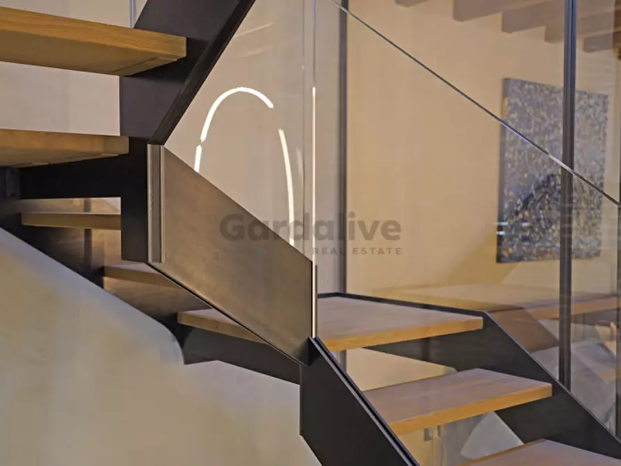 Immagine 24 di Casa indipendente in vendita  in Via Fontana a Gargnano